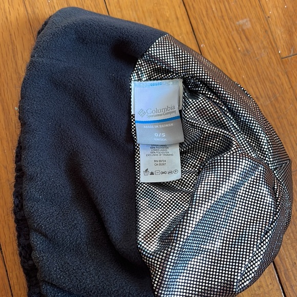 Columbia Knit Hat - Picture 2 of 2